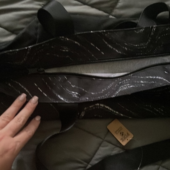 Pink beach tote with zipper - Picture 2 of 4